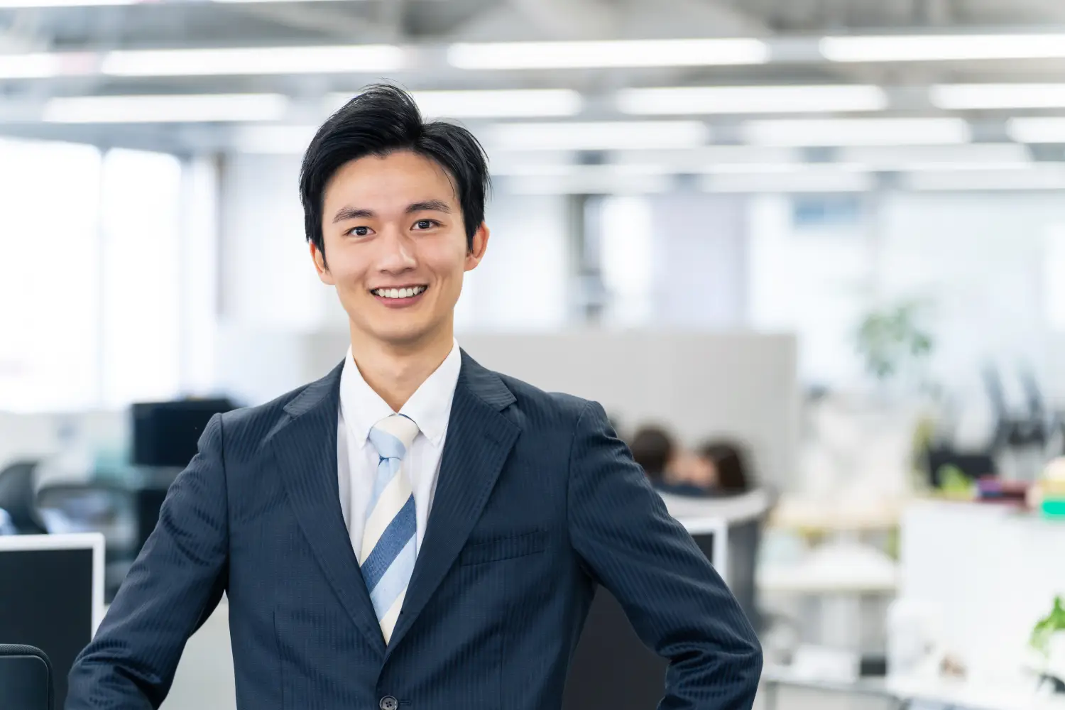 給与計算アウトソーシングサービスを導入いただいたサービス業のお客様の声